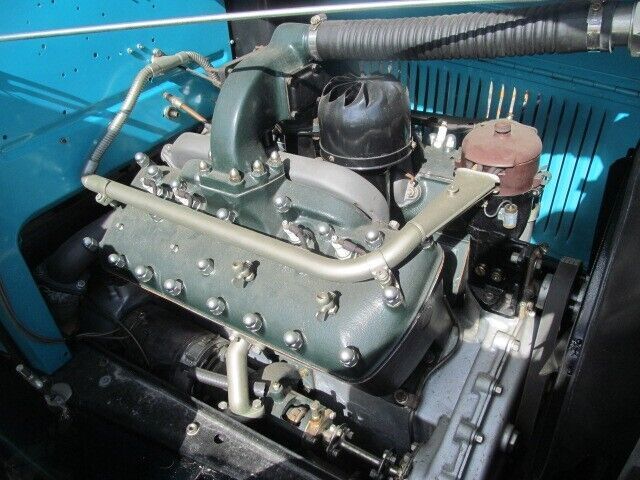 1928 Lincoln Touring Sedan - photo 13