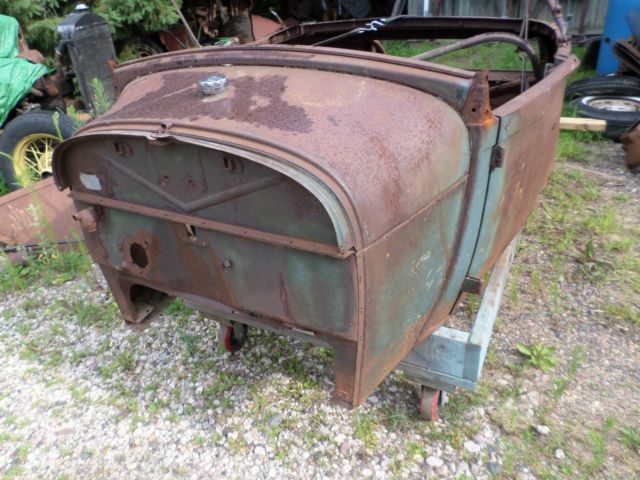 1928 Ford Model A - photo 2