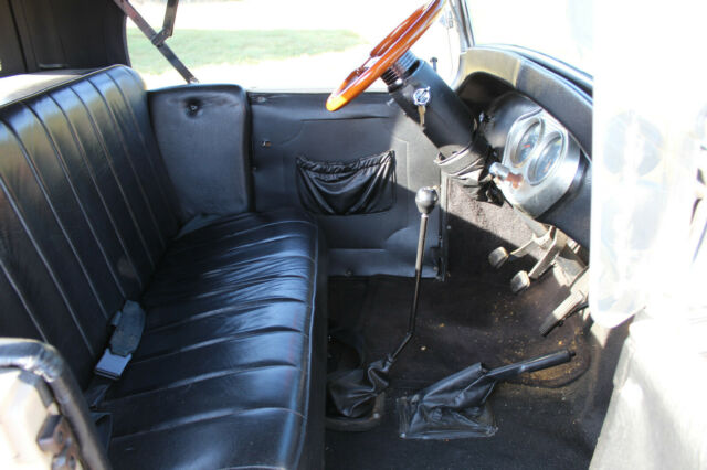 1928 Ford Model A - photo 3