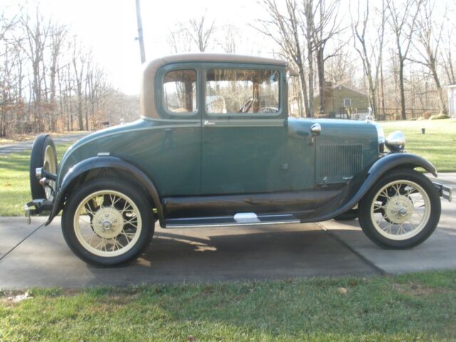 1928 Ford Model A - photo 3