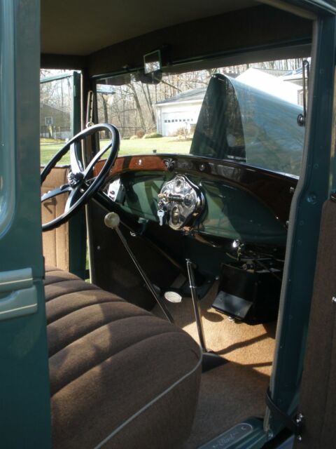 1928 Ford Model A - photo 8