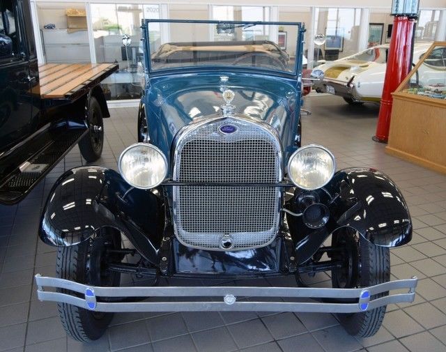 1928 Ford Model A Fordor Phaeton - photo 4