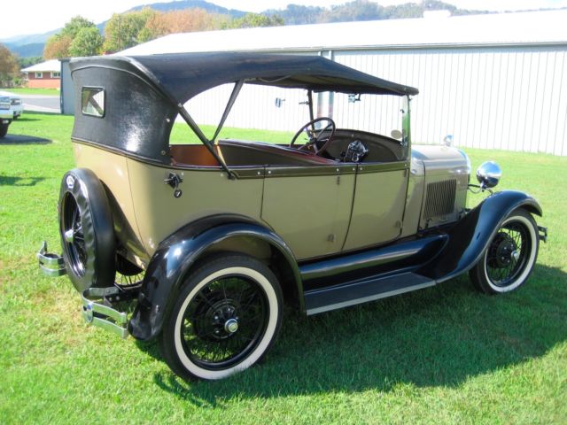 1928 Ford Model A Phaeton - photo 3