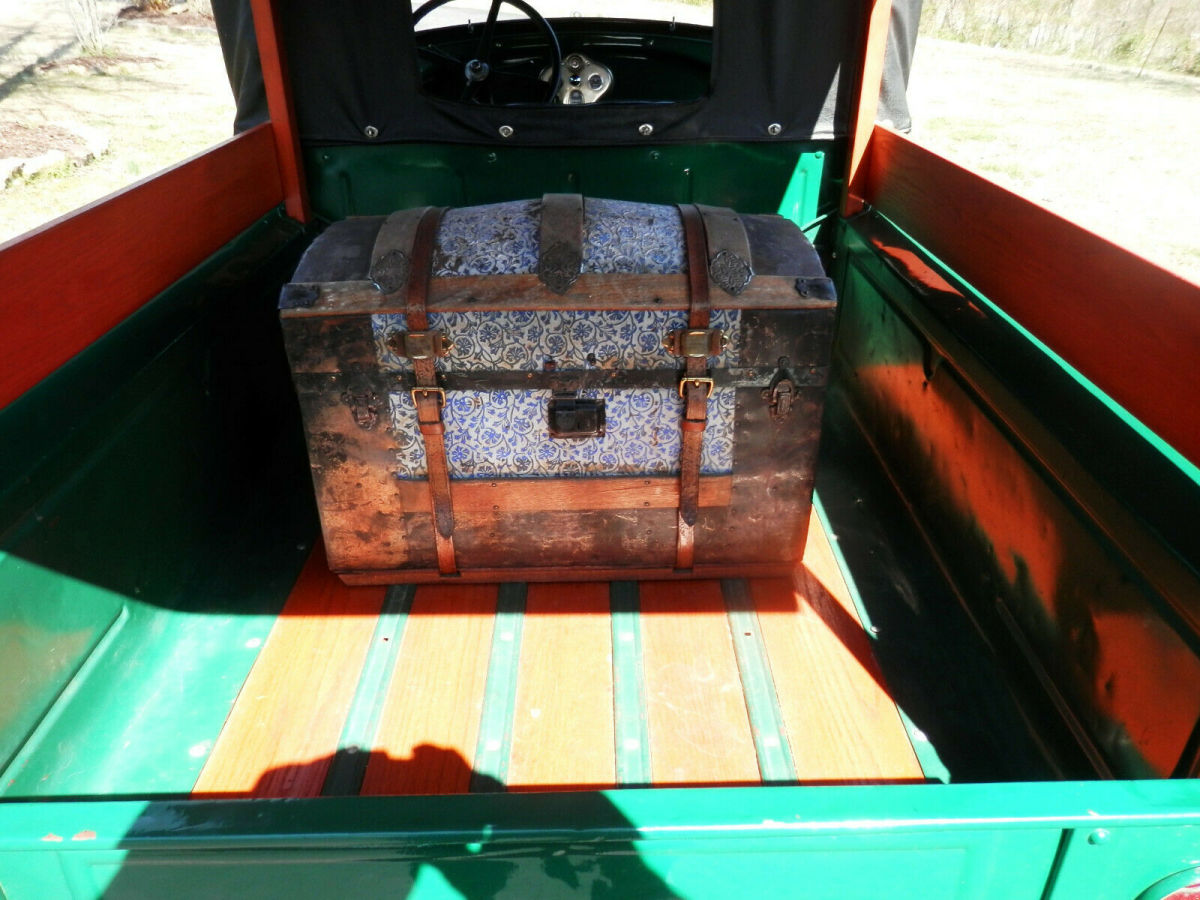 1928 Ford Model A Depot Hack or Vender - photo 4