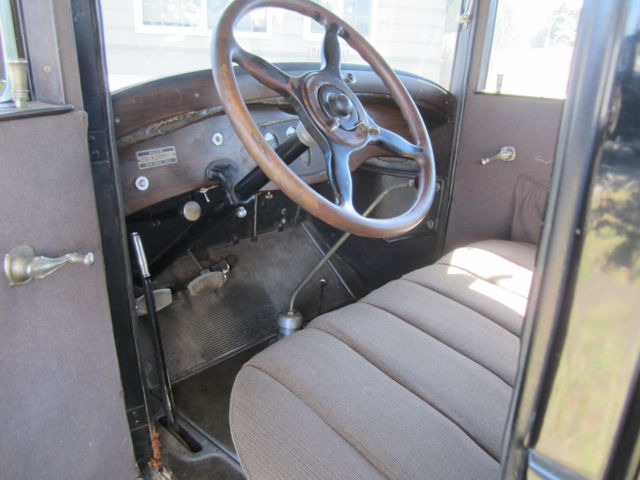 1928 Packard 4 Door Sedan - photo 5