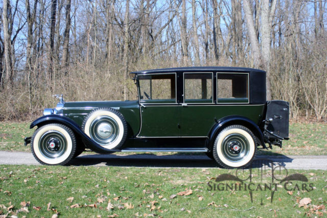 1928 Packard Deluxe Eight 4-43 Formal Sedan - photo 2