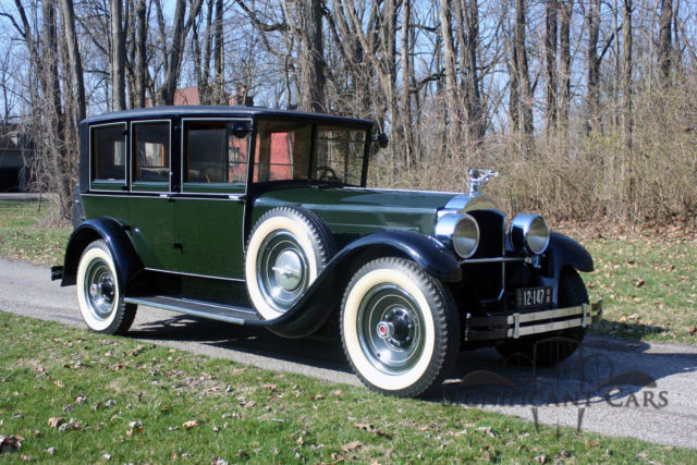 1928 Packard Deluxe Eight 4-43 Formal Sedan - photo 7