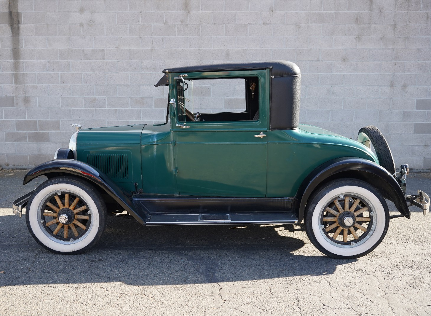 1928 Willys Whippet Model 96 Parade Ready Classic Coupe Older Stock Restoration - photo 3