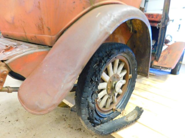 1929 DeSoto Six Sedan - photo 13