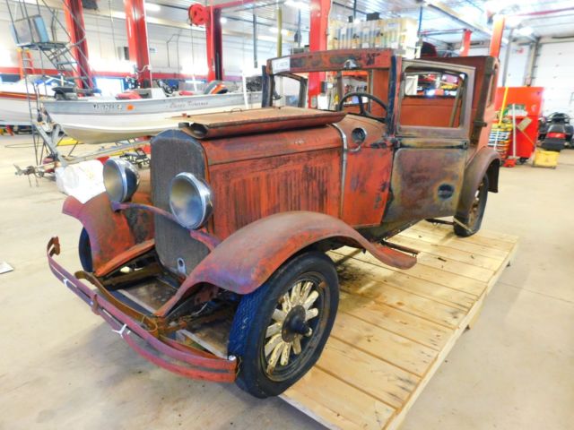1929 DeSoto Six Sedan - photo 2