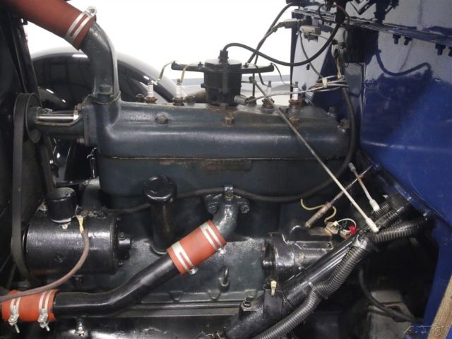 1929 Ford Model A 2-Door Sedan - photo 3
