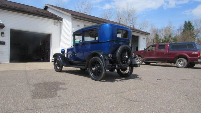 1929 Ford Model A 2 Door Sedan - photo 4