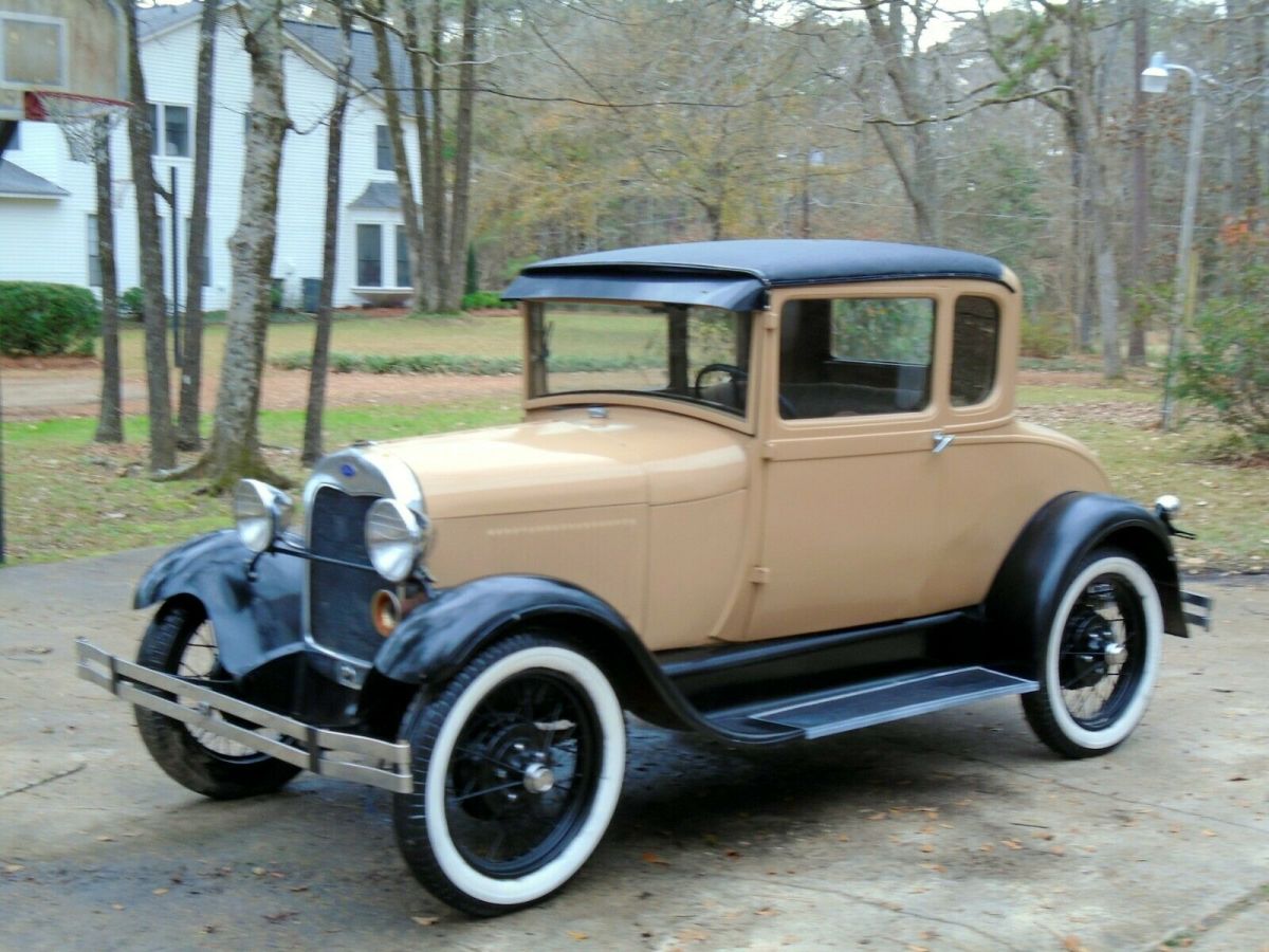 1929 Ford Model A business coupe - photo 3