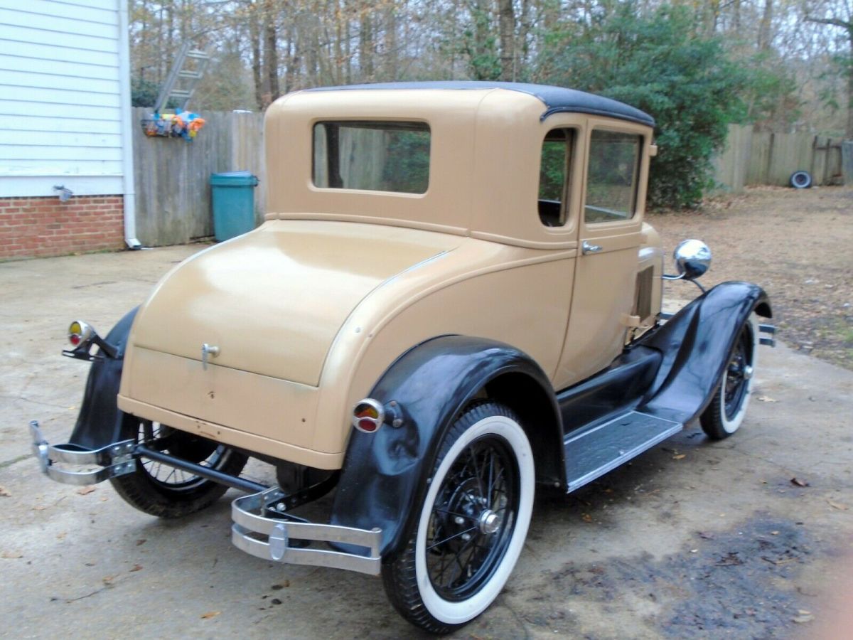 1929 Ford Model A business coupe - photo 8
