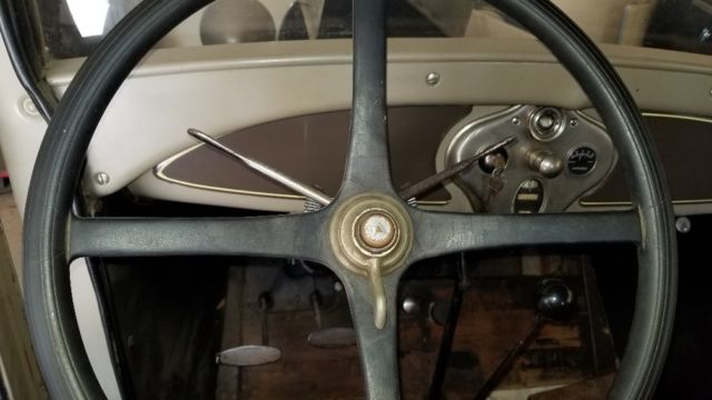 1929 Ford Model A Business coupe - photo 12