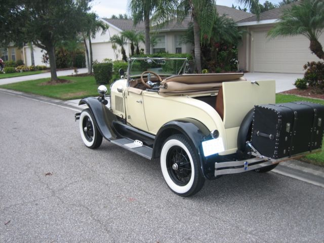 1929 Ford Model A Roadster - photo 2