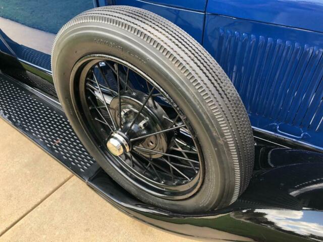 1929 Ford Model A - photo 9