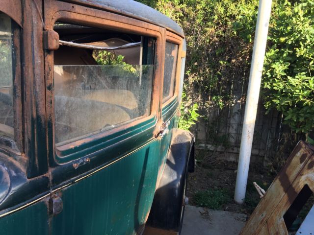 1929 Ford Model A 4 door briggs blindback - photo 10