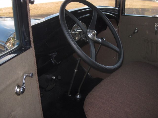 1929 Ford Model A - photo 4