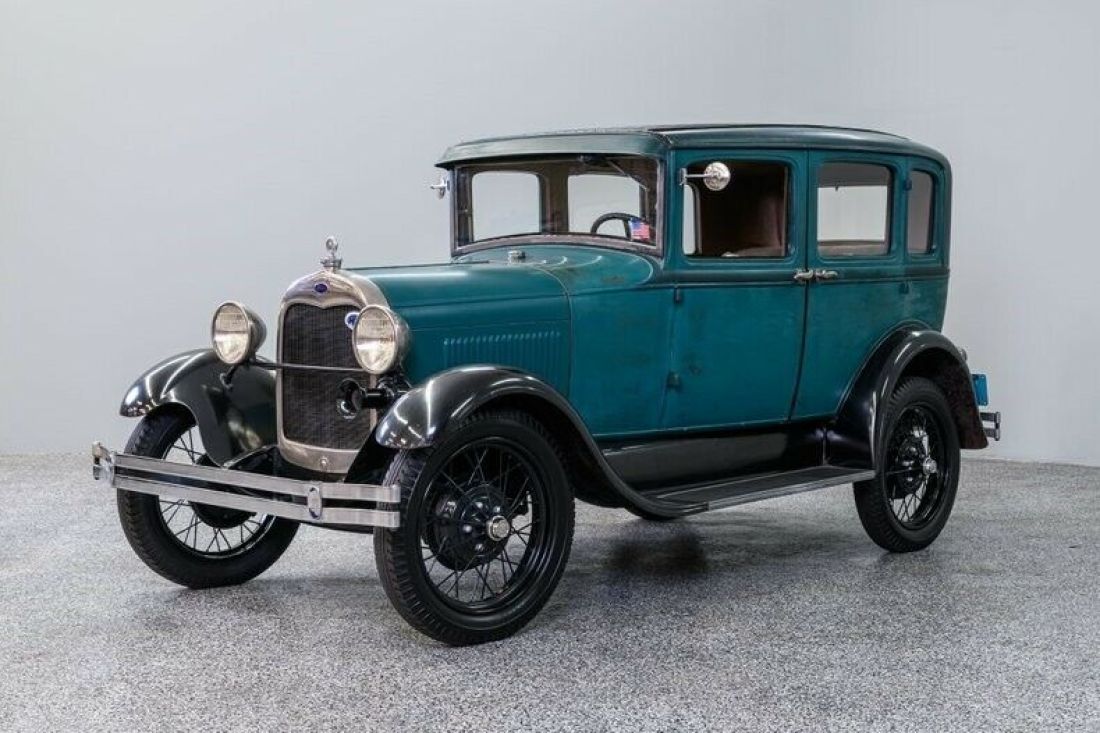 1929 Ford Model A Murray Body 37910 Miles Two Tone Green Sedan 4-Cylinder 3-Spd 1929 Ford Model A Murray Body