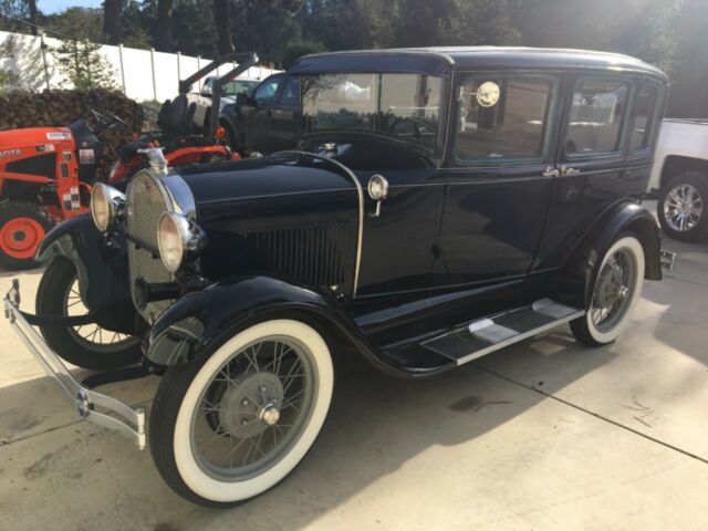 1929 Ford Model A Murray Deluxe Town Sedan 1929 Ford Model A Deluxe Murray Town Sedan