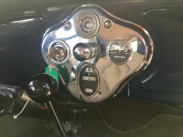 1929 Ford Model A Deluxe Murray Town Sedan - photo 8