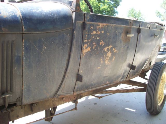 1929 Ford Model A - photo 12