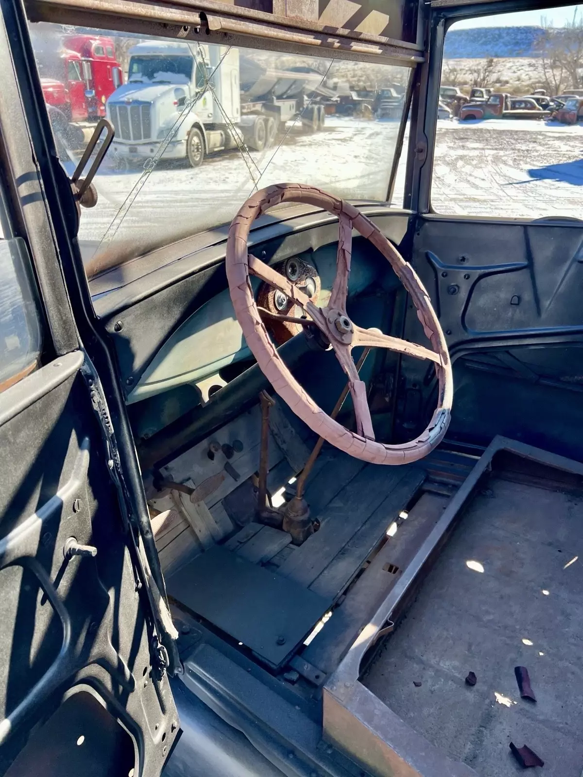1929 Ford Model A - photo 11