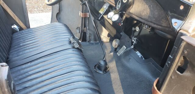 1929 Ford Model A - photo 8