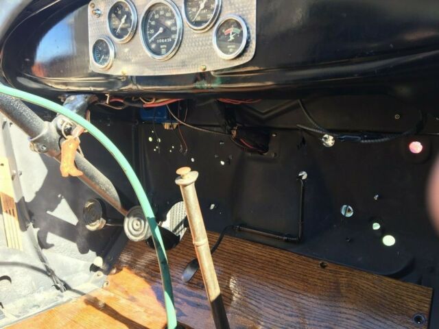 1929 Ford Model A - photo 8