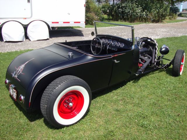 1929 Ford Model A Roadster - photo 4