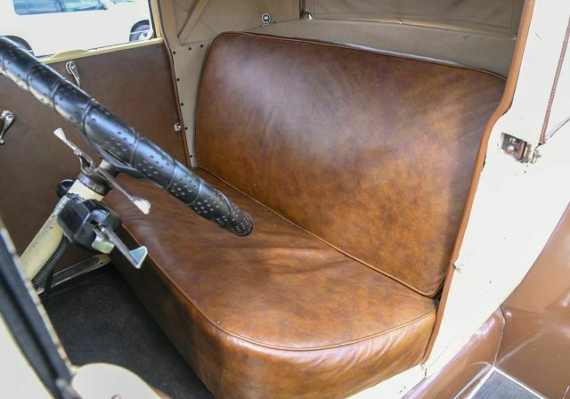 1929 Ford Model A Sport Coupe - photo 9