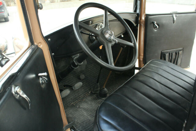 1929 Ford Model A Sports Coupe - photo 12
