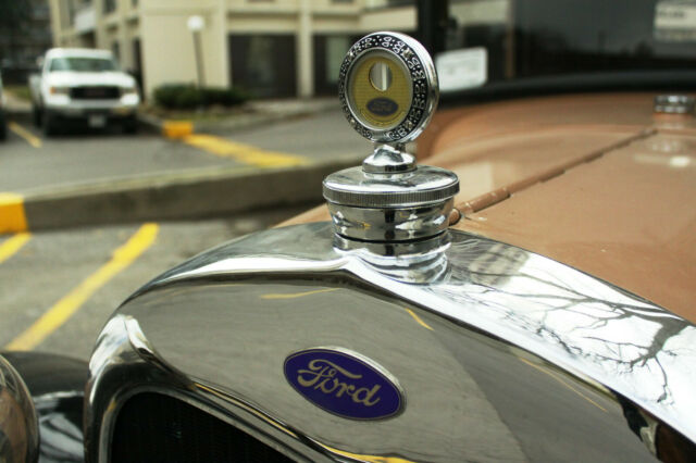 1929 Ford Model A Sports Coupe - photo 5