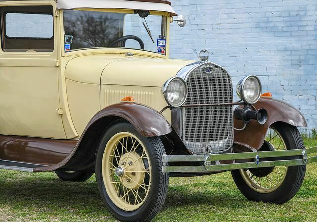 1929 Ford Model A Sport Coupe - photo 11