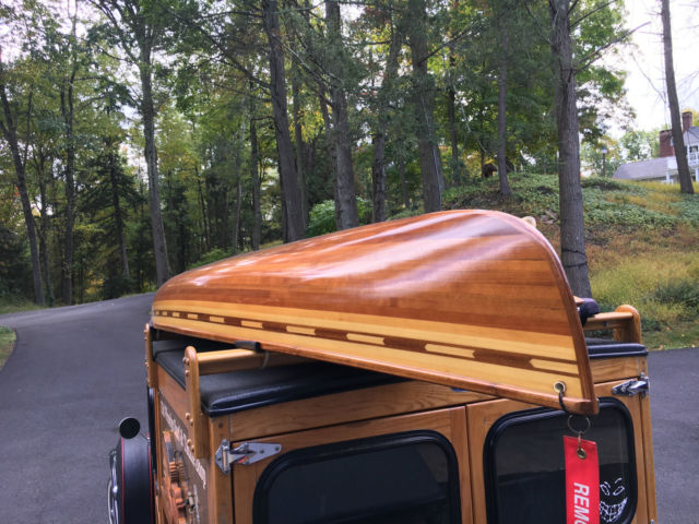 1929 Ford Model A Wood finish with black fenders and red pinstriping - photo 7