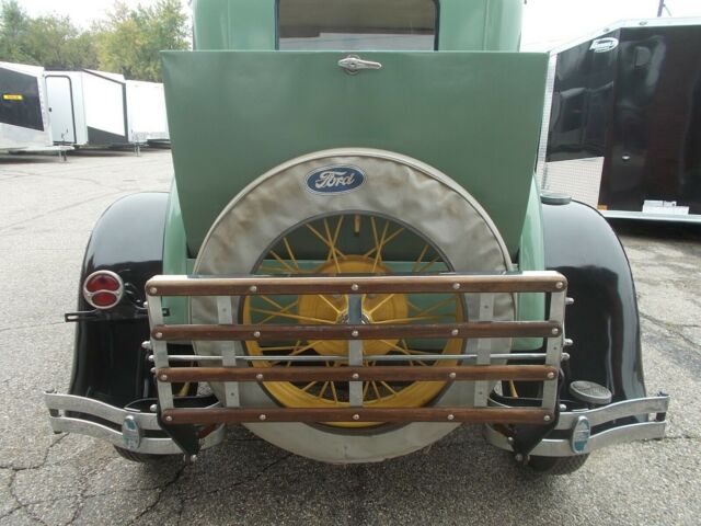 1929 Ford Model A - photo 8