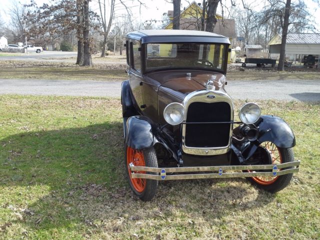 1929 Ford Model A - photo 2