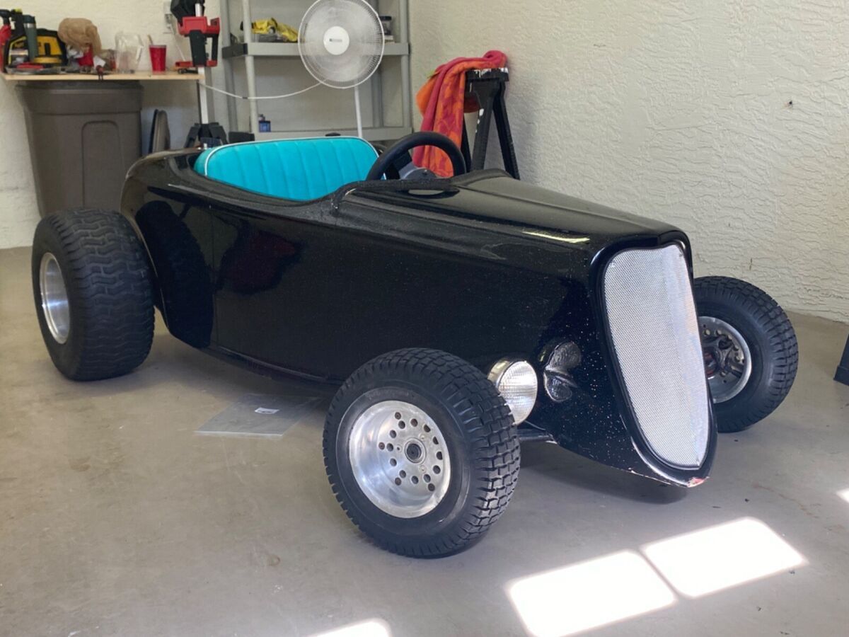 1932 Ford Roadster - photo 2