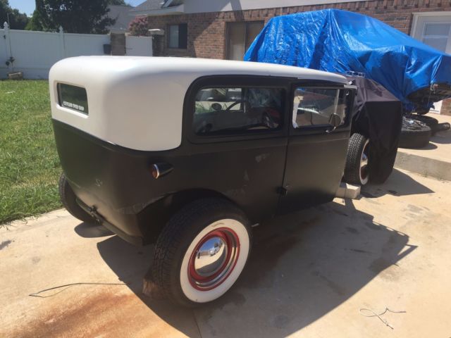 1929 ford ROADSTER, This car is not in run and drive condition, it has been hit 1929 Ford Model A ROASTER