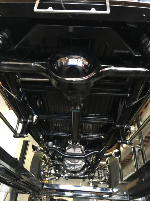 1929 Ford Model A sedan - photo 11