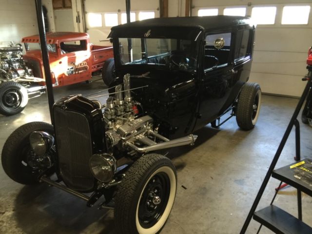 1929 Ford Model A sedan - photo 4