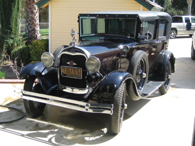 1929 Ford Model A 1929 FORD TOWN CAR - photo 4