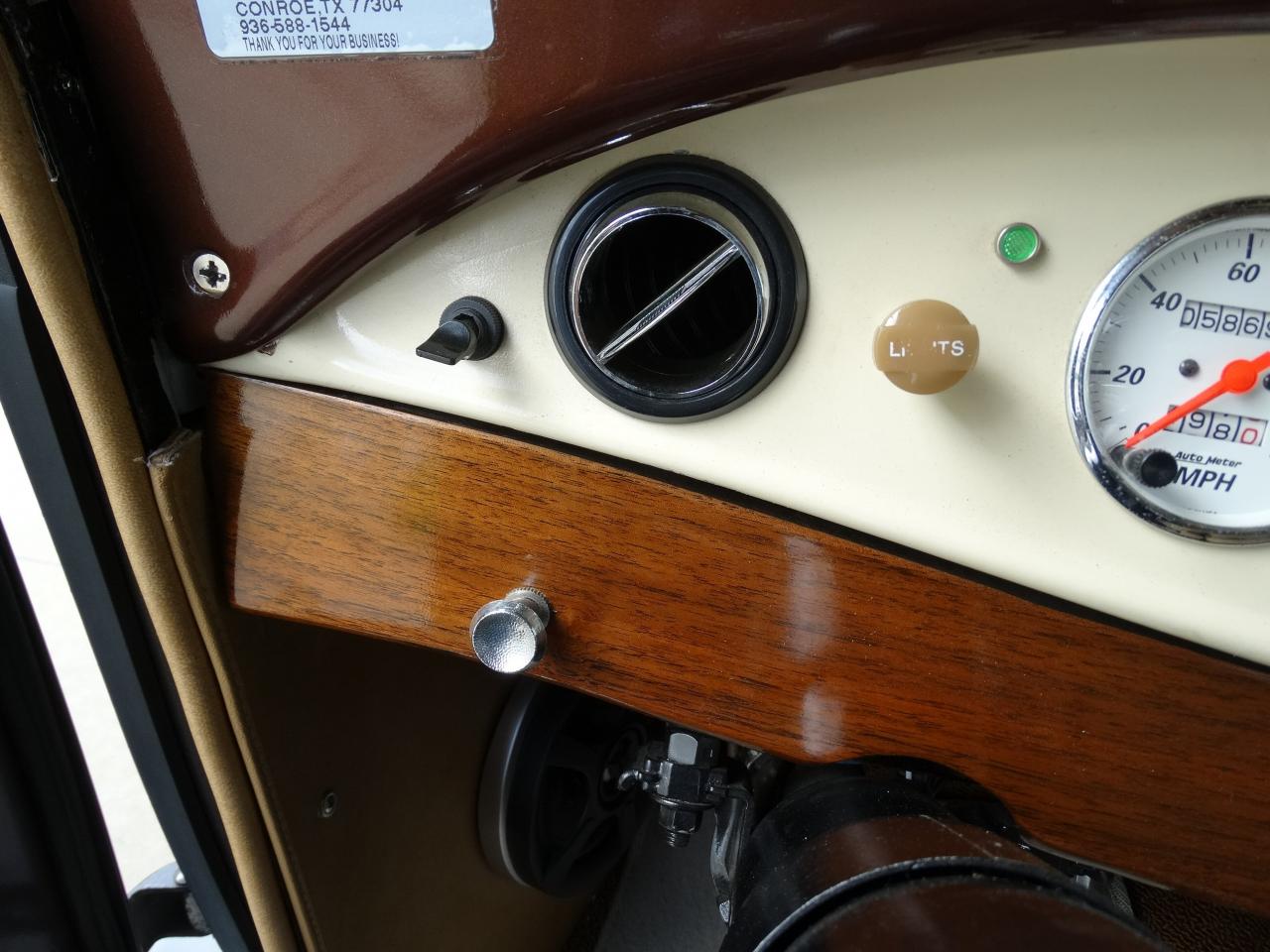 1929 Ford Model A - photo 3