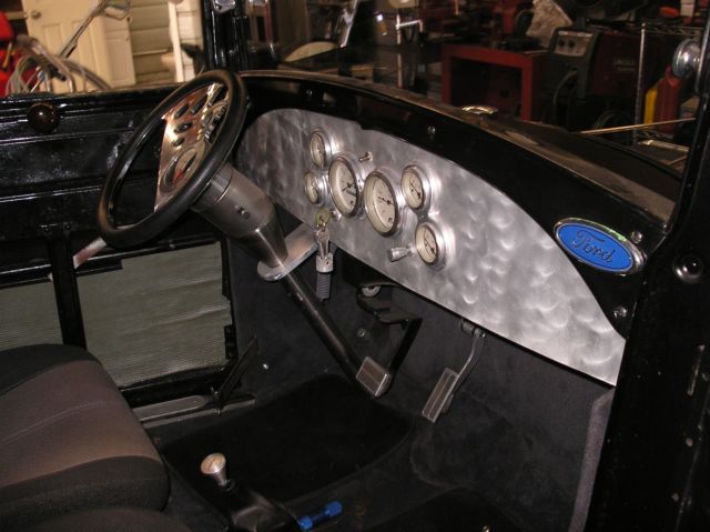 1929 Ford Model A TUDOR - photo 9