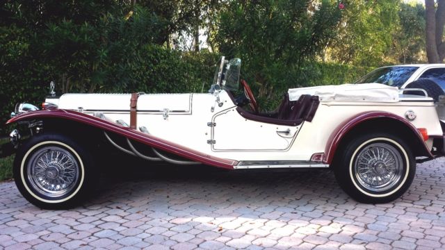 1975 Mercedes-Benz Other leatherette buckets and rear seat - photo 11