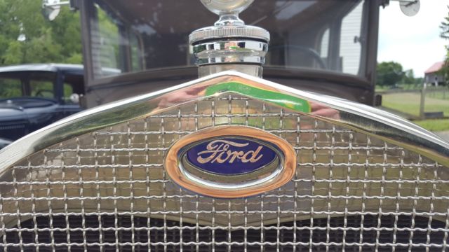 1929 Ford Model A - photo 5