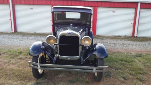 1929 Ford Model A - photo 2