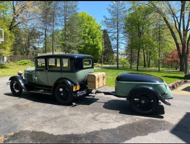 1929 Model A Ford fordor Murray Body Deluxe Touring Sedan & Mullins Trailer 1929 Ford Model A
