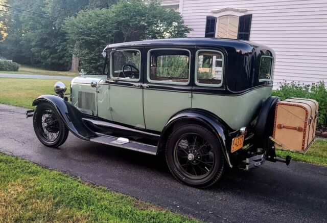 1929 Ford Model A - photo 4